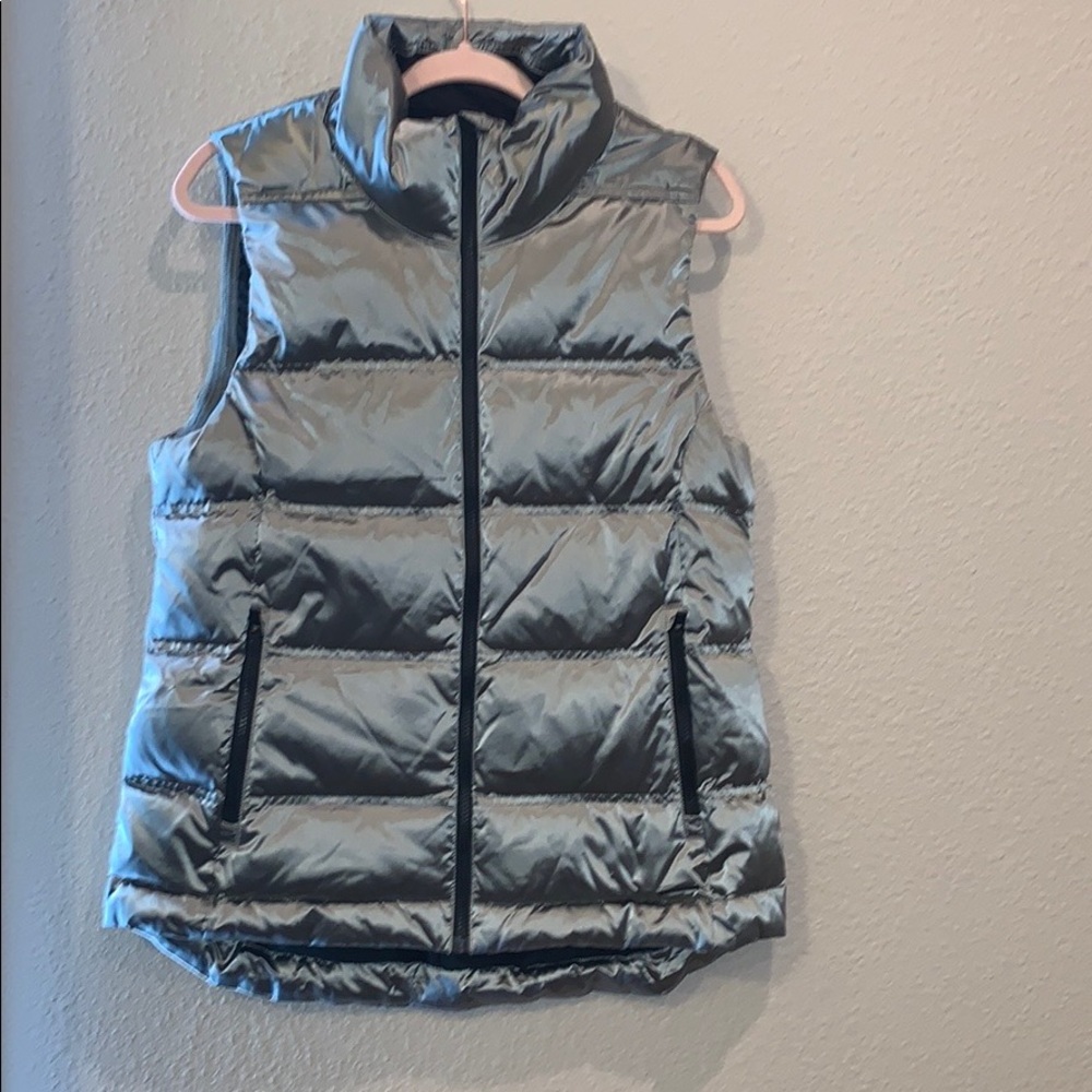 Athleta Down Puffer Vest